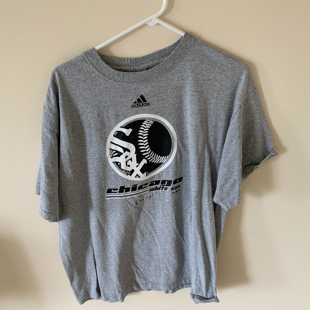 Adidas Male Gray Chicago White Sox Graphic T-Shirt L